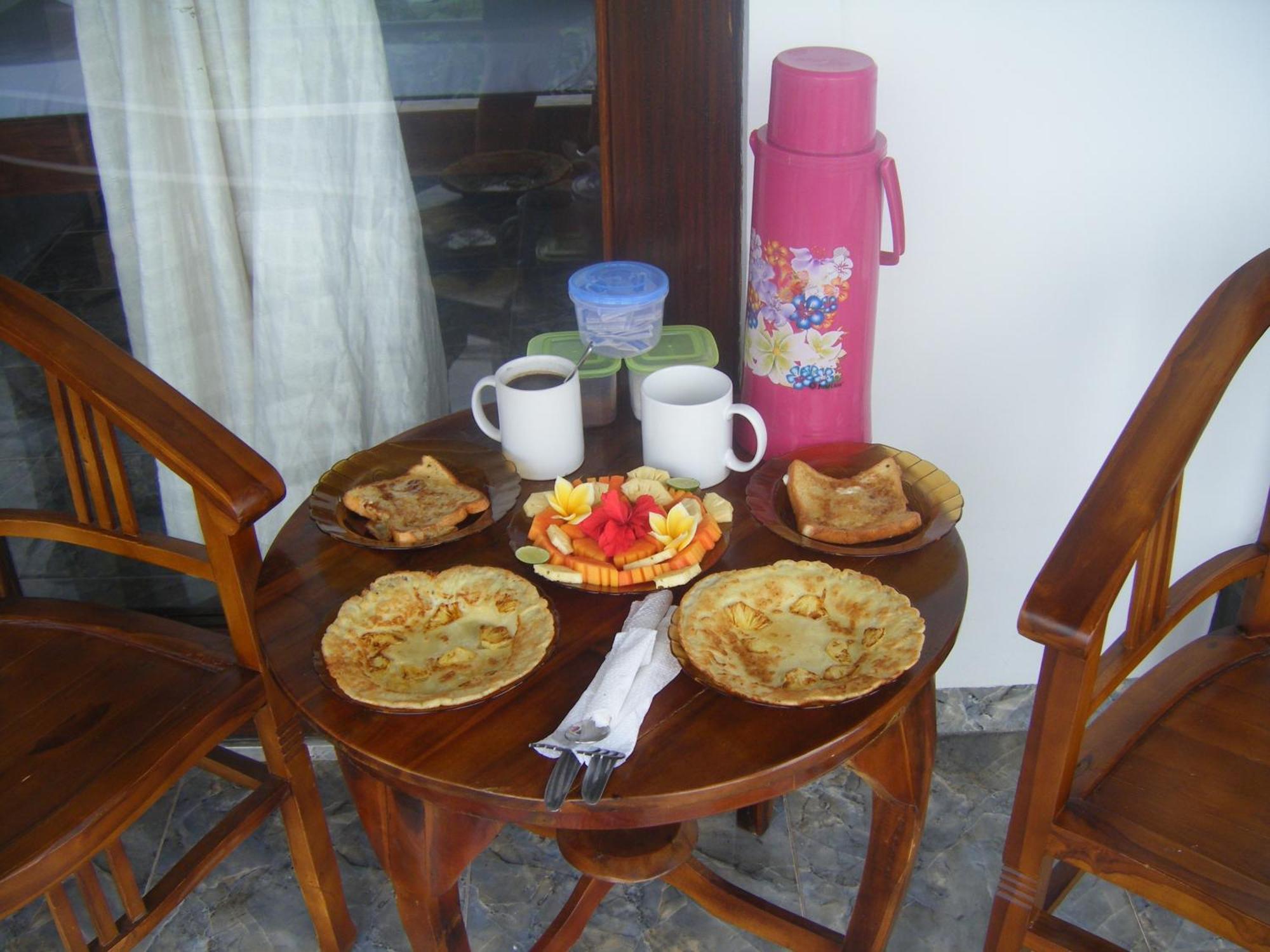 Bubu Racok Homestay آميدْ المظهر الخارجي الصورة